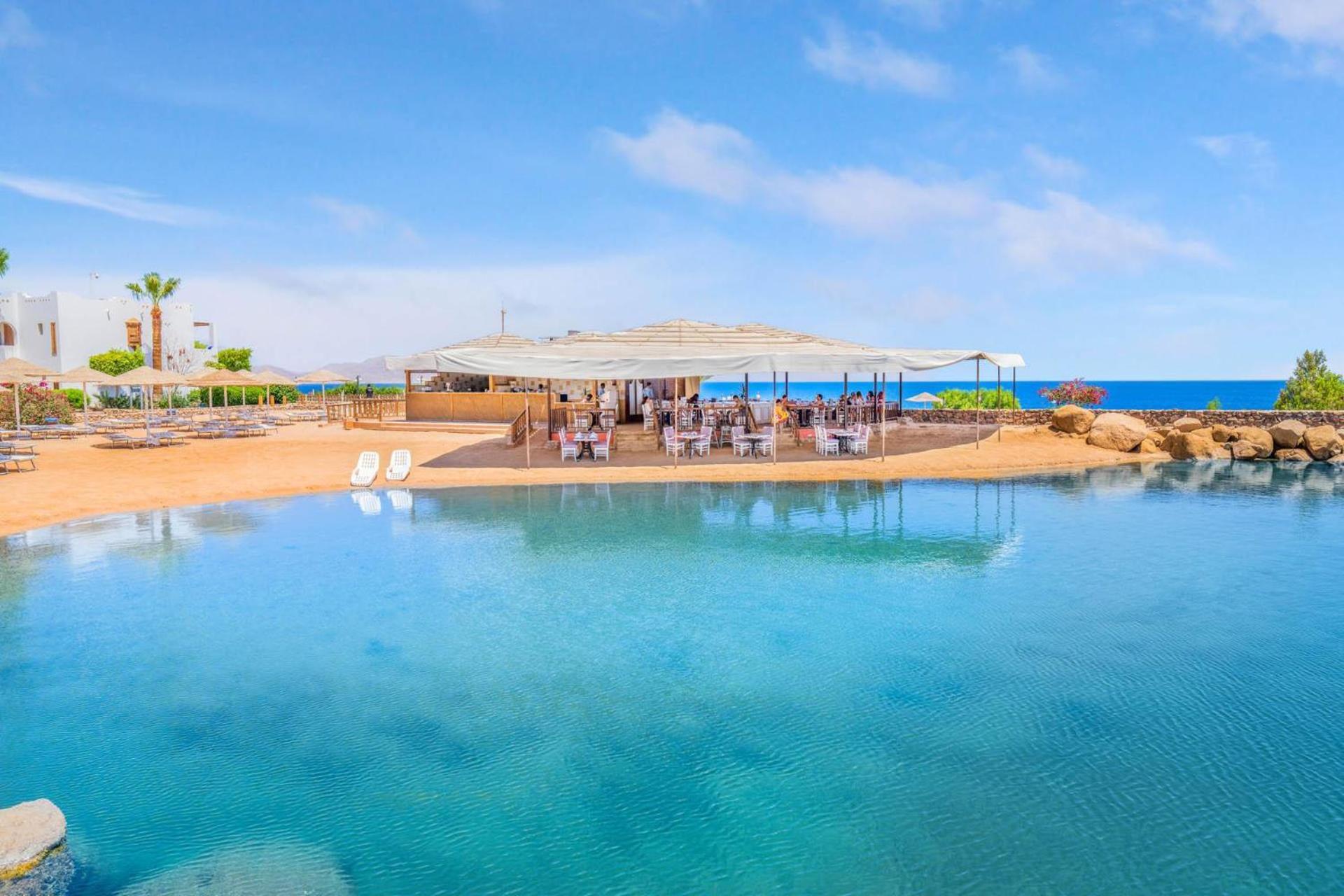 Domina Coral Bay Resort, Diving , Spa & Casino Sharm el-Sheik Eksteriør bilde The beach at the Dead Sea