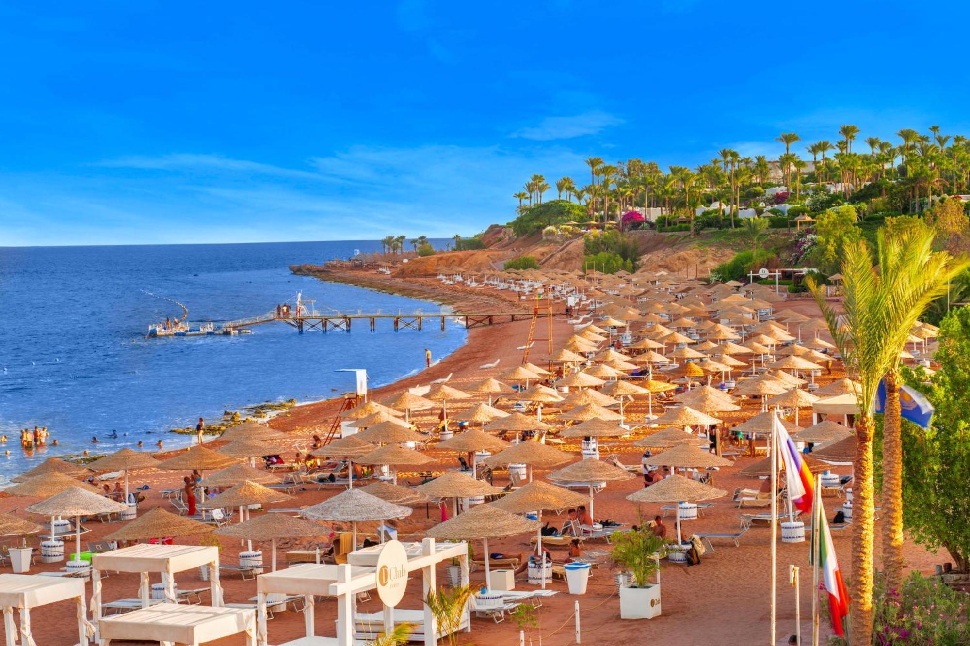 Domina Coral Bay Resort, Diving , Spa & Casino Sharm el-Sheik Eksteriør bilde Beach in Hurghada